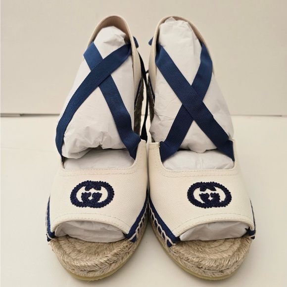 GUCCI espadrille with ribbon tie - Picture 3 of 10